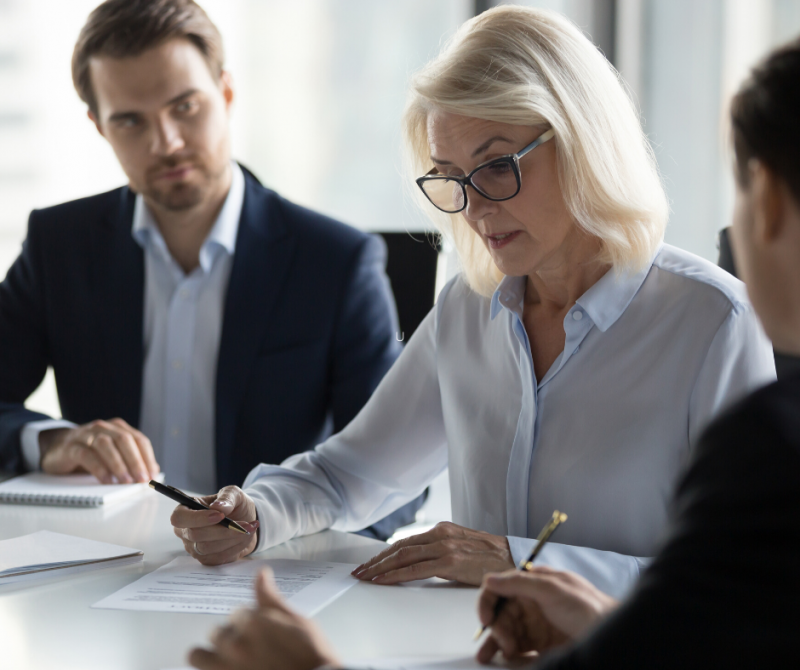 Pourquoi signer ses statuts chez le notaire ?